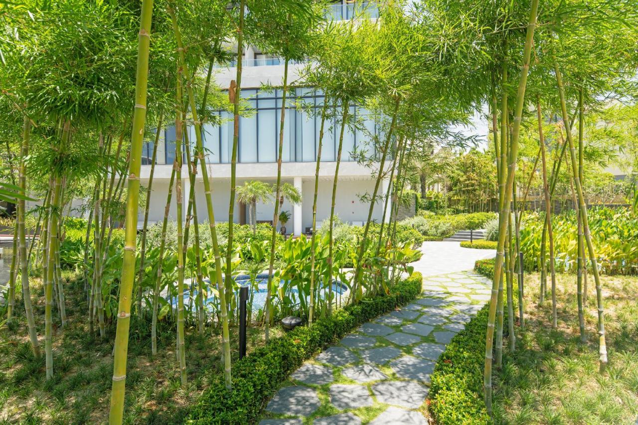 Shilla Monogram Quangnam Danang Tra Khe